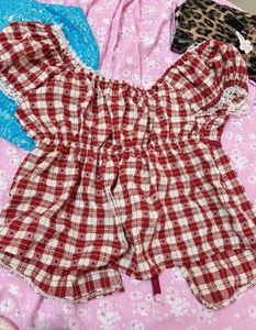 Cute Plaid Off-Shoulder Top