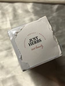 Just Herbs Brightening Under Arm Roll On