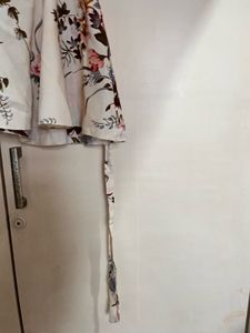 Floral Wrap Peplum Top S size