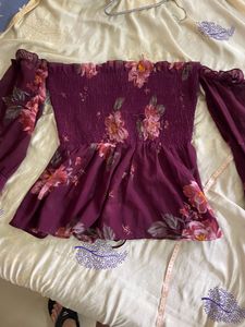 OFF SHOULDER FLORAL TOP