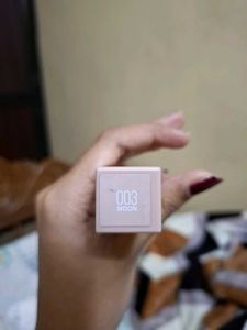 ‼️Barely Used Maybelline Lifter Gloss‼️