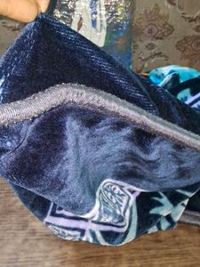 Cozy Blue Patterned Blanket 🆕💙🤍🩵