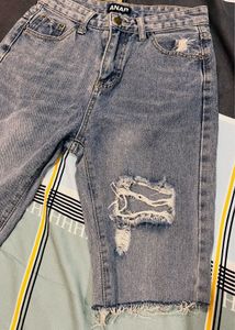Distressed Denim Capri Jeans