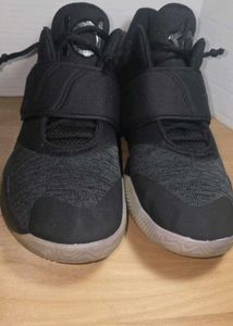 Nike KD Trey 5 IX - Stylish Sneakers