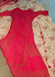 Vibrant Pink Embroidered Kurta🩷