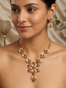 Stunning Fashion Jewellery Set