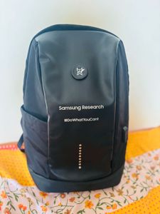 Stylish Black Backpack for Everyday Use