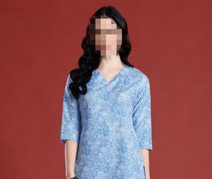 Floral Printed V-Neck Straight Kurta
