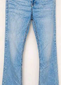 Light Wash Flared Jeans