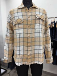 Men's Textured Button-Up Shirt