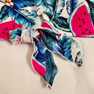 Watermelon Tropical Print Bikini Top 28/30