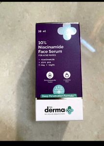 The Derma Co (Sunscreen &amp; serum)