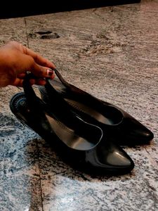 🍷Imported Chic Black Heels