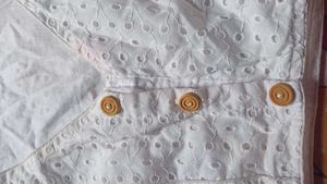 Elegant White hakoba Blouse