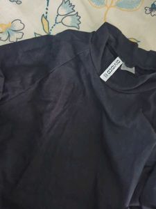 Black Cropped Long Sleeve Top