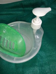 Clear  dispenser &amp; green soap dis