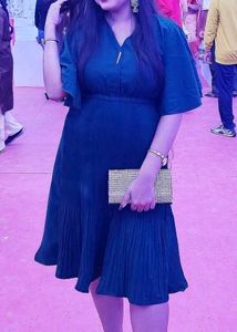 Elegant Green Midi Dress