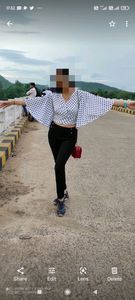 crop top flairy sleeves