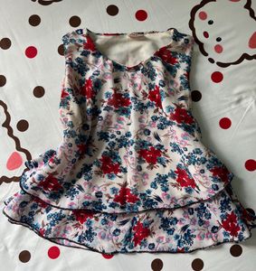 floral print top