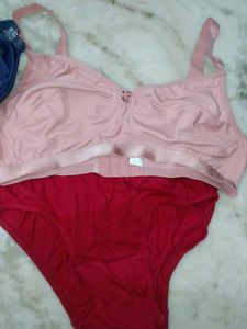 Navy Blue Bra &amp; Floral Panty Set+ Free 2bra pant