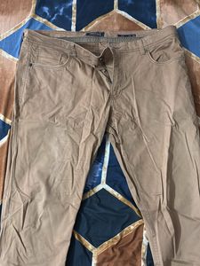 Buffalo tan chino