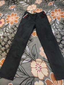 Stylish Black Jeans
