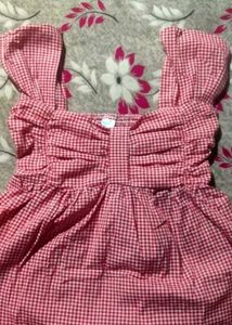 Red Gingham Sweetheart Neck Peplum Top