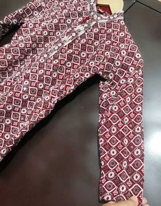 Maroon Kurta White Embroidry &amp; Pajami Set 4-5 Year