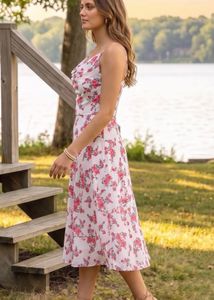 AAYU Floral Printed Shoulder Straps Fit