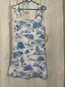 Mini dress
