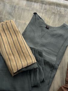 Elegant Grey Kurta Set with Striped Dupatta