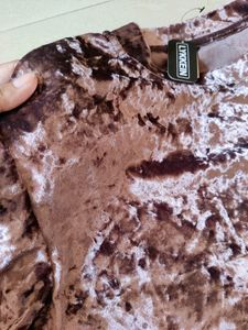 Lykkein Crushed Velvet T-shirt