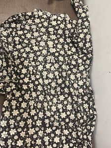 Chic Floral Print Button-Up Top