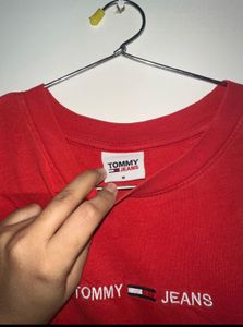 Red Tommy Jeans T-Shirt