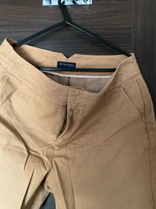 Dockers Pinstripe Khaki Pants 👖