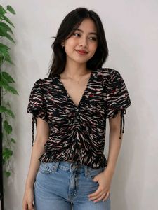 Stylish Printed Puff Sleeve Top