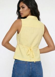 Chic Yellow Sleeveless Wrap Top