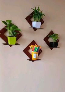 4 Wall Shelves