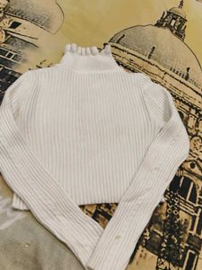 Ribbed Turtleneck Cropped Sweater