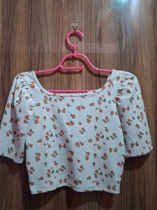 crop top