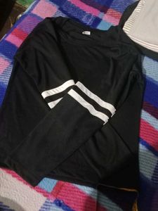 black new top sleeves stripes white