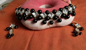 Black Stone Choker