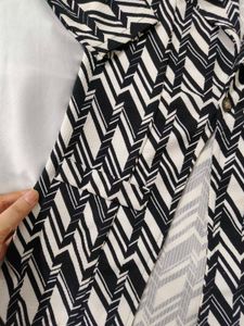 Chic Geometric Print Blazer