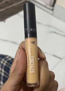 Swiss Beauty Liquid Concealer