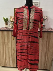 Red & Black Tie-Dye Embroidered Kurta