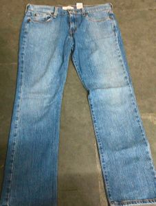 Y2k style!Levi’s mid Low-Waist Straight Leg Jeans