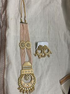 Elegant Gold Tone Necklace &amp; Earring Set