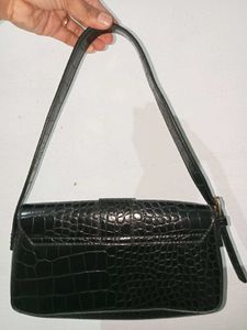 Shein Black Baguette