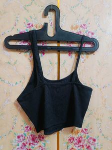 🇳🇿💫🎀Black Cropped Tank Top