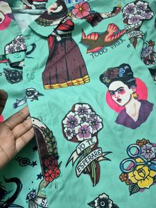 Frida Kahlo Graphic Print Shirt